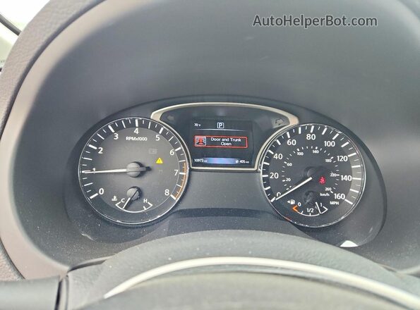 1N4AL3AP2HN306727 2017 NISSAN ALTIMA Красный Вид щитка приборов
