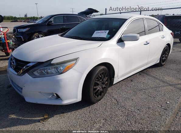 1N4AL3AP2JC167197 2018 NISSAN ALTIMA Белый Передняя левая четверть