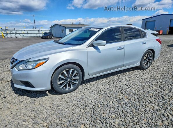 1N4AL3AP2JC194318 2018 NISSAN ALTIMA Silver Առջևի ձախ երեք քառորդ տեսարան
