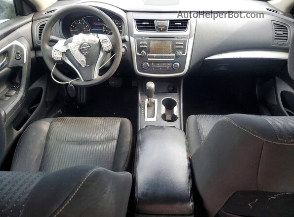 1N4AL3AP3GN326130 2016 NISSAN ALTIMA Silver Widok deski rozdzielczej