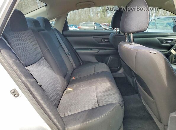 1N4AL3AP3HC121971 2017 NISSAN ALTIMA Серебряный Вид задних сидений