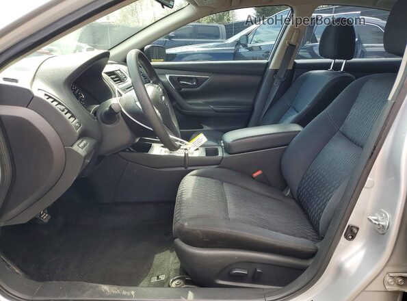 1N4AL3AP3HC121971 2017 NISSAN ALTIMA Серебряный Вид салона спереди