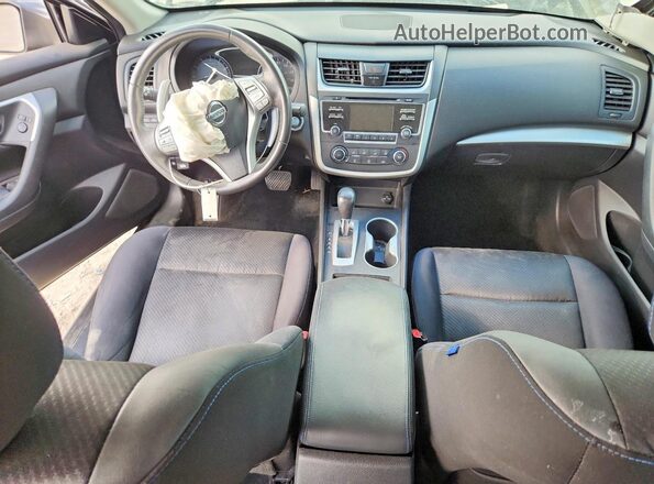 1N4AL3AP3HC202498 2017 NISSAN ALTIMA Black Dashboard view
