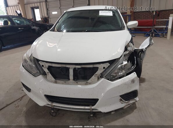 1N4AL3AP3JC106943 2018 NISSAN ALTIMA White Вид спереду