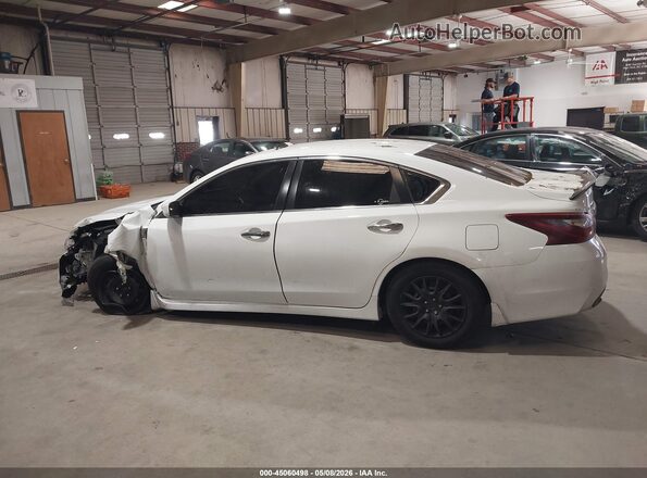 1N4AL3AP3JC106943 2018 NISSAN ALTIMA White 