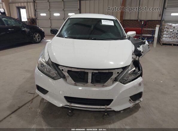 1N4AL3AP3JC106943 2018 NISSAN ALTIMA White Вид задньої частини салону