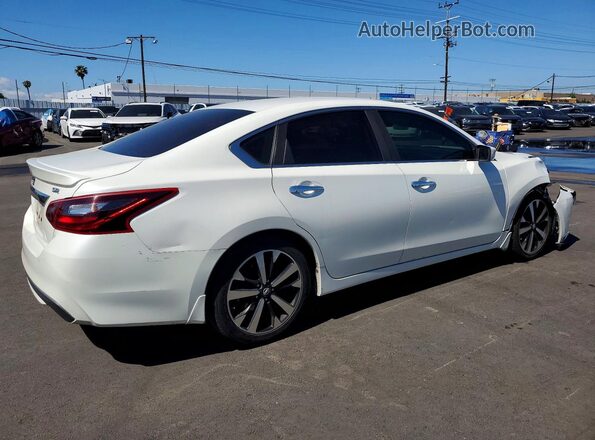 1N4AL3AP3JC107039 2018 NISSAN ALTIMA Белый Задняя правая четверть