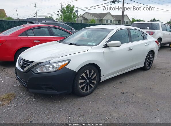1N4AL3AP3JC161540 2018 NISSAN ALTIMA White Przód lewy