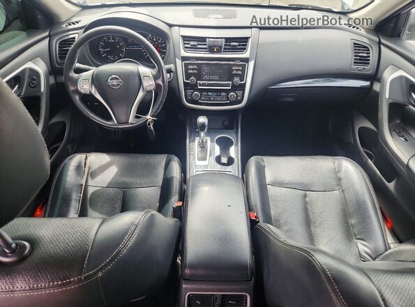 1N4AL3AP3JC173526 2018 NISSAN ALTIMA Silver Вид панелі приладів