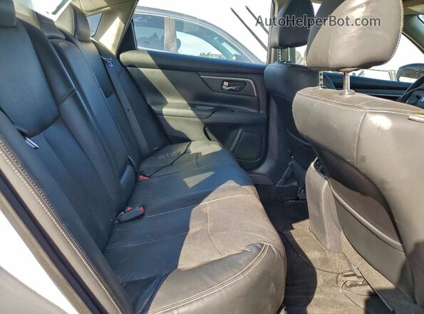 1N4AL3AP3JC214737 2018 NISSAN ALTIMA Silver Rear seats view