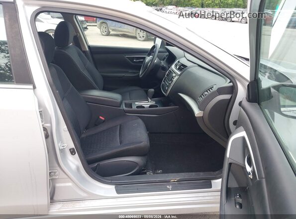 1N4AL3AP4GN355863 2016 NISSAN ALTIMA Серебряный Вид салона спереди