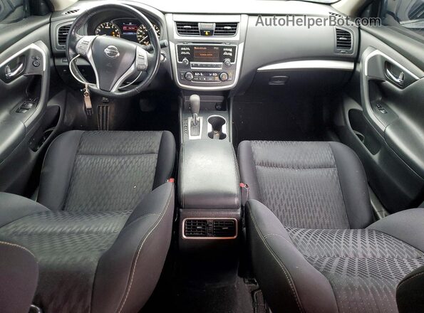1N4AL3AP4HC264928 2017 NISSAN ALTIMA Silver Widok deski rozdzielczej