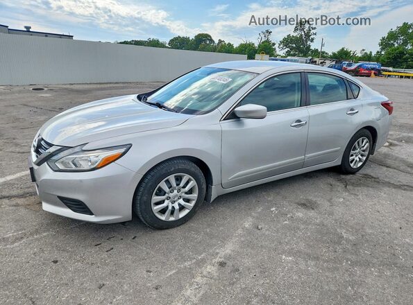 1N4AL3AP4JC107132 2018 NISSAN ALTIMA Silver Przód lewy