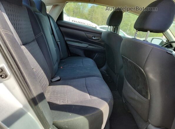 1N4AL3AP4JC136243 2018 NISSAN ALTIMA Silver Հետևի նստատեղերի տեսք
