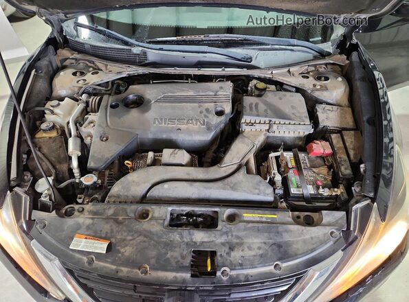 1N4AL3AP4JC195440 2018 NISSAN ALTIMA Black Rear interior view