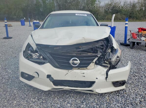1N4AL3AP4JC474824 2018 NISSAN ALTIMA White Widok z przodu