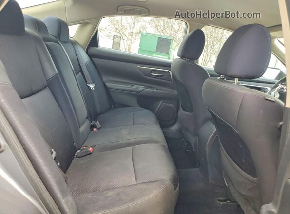 1N4AL3AP5HC264498 2017 NISSAN ALTIMA Gray Vista de los asientos traseros