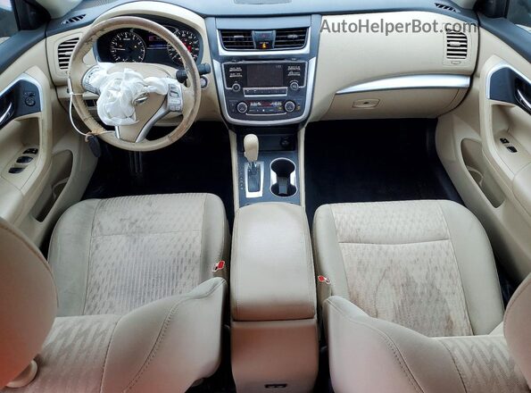 1N4AL3AP5HC267949 2017 NISSAN ALTIMA Красный Вид панели приборов
