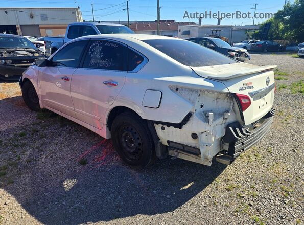 1N4AL3AP5JC181031 2018 NISSAN ALTIMA Черный Задняя правая четверть