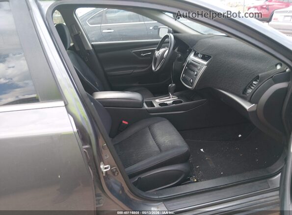 1N4AL3AP6HC179606 2017 NISSAN ALTIMA Gray Вид салону спереду