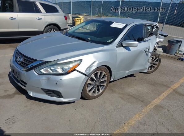 1N4AL3AP6HC290480 2017 NISSAN ALTIMA Серебряный Передняя левая четверть