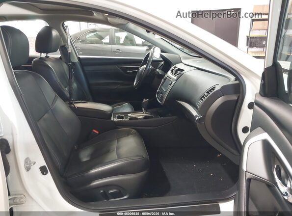 1N4AL3AP7GC152378 2016 NISSAN ALTIMA White წინა სალონის ხედი