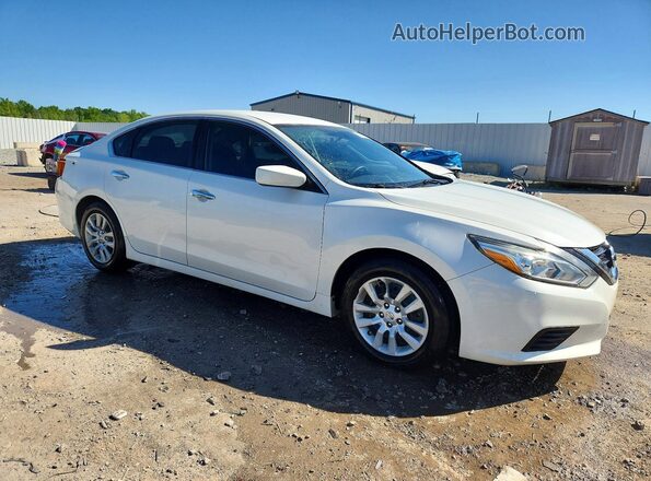 1N4AL3AP7HN327587 2017 NISSAN ALTIMA White Front right