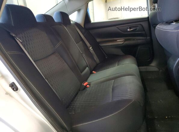 1N4AL3AP7JC179040 2018 NISSAN ALTIMA Silver Widok tylnych siedzeń