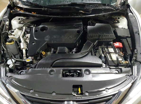 1N4AL3AP7JC247207 2018 NISSAN ALTIMA Silver Vista interior trasera
