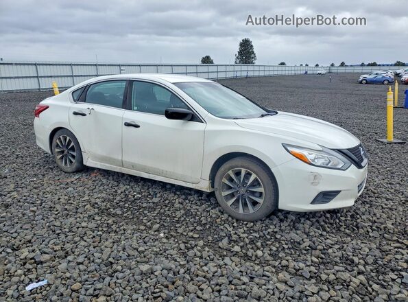 1N4AL3AP7JC256893 2018 NISSAN ALTIMA Белый Передняя правая четверть