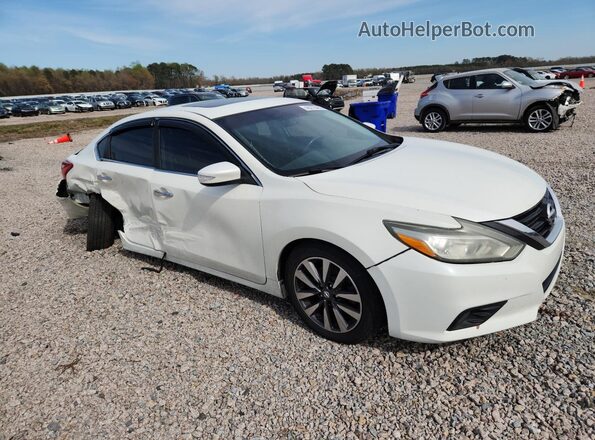 1N4AL3AP8HC194284 2017 NISSAN ALTIMA White Առջևի աջ