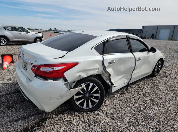 1N4AL3AP8HC194284 2017 NISSAN ALTIMA White Հետևի աջ