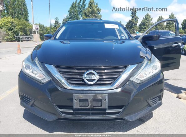 1N4AL3AP8HC298936 2017 NISSAN ALTIMA Black Widok z przodu
