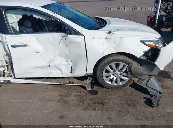 1N4AL3AP8HC299195 2017 NISSAN ALTIMA White 