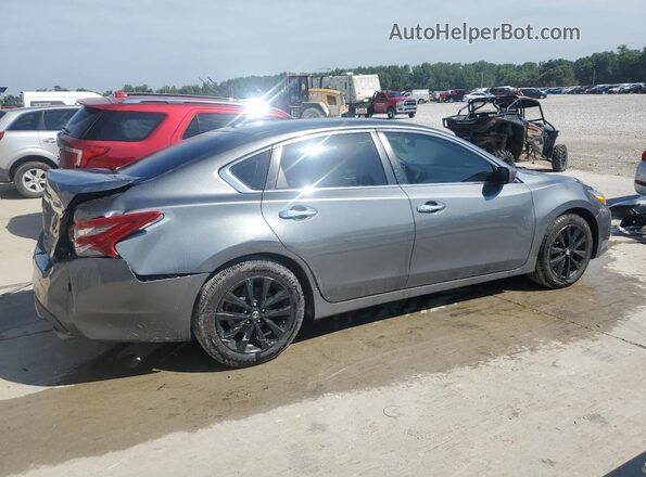 1N4AL3AP8JC125147 2018 NISSAN ALTIMA Серебряный Задняя правая четверть