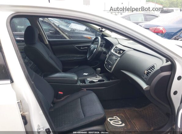 1N4AL3AP9GC142872 2016 NISSAN ALTIMA Белый Вид салона спереди