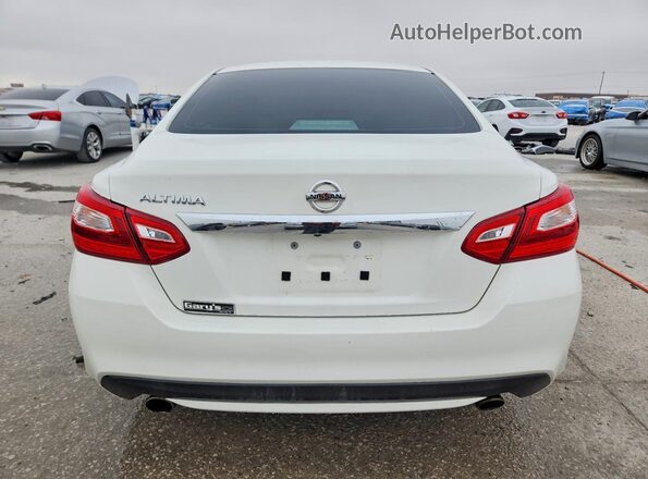 1N4AL3AP9GC224679 2016 NISSAN ALTIMA White Rear view