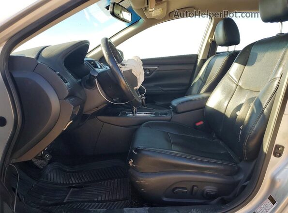 1N4AL3AP9JC201717 2018 NISSAN ALTIMA Silver Front interior view