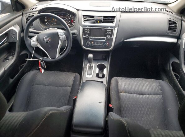 1N4AL3AP9JC477492 2018 NISSAN ALTIMA Silver Vista del salpicadero