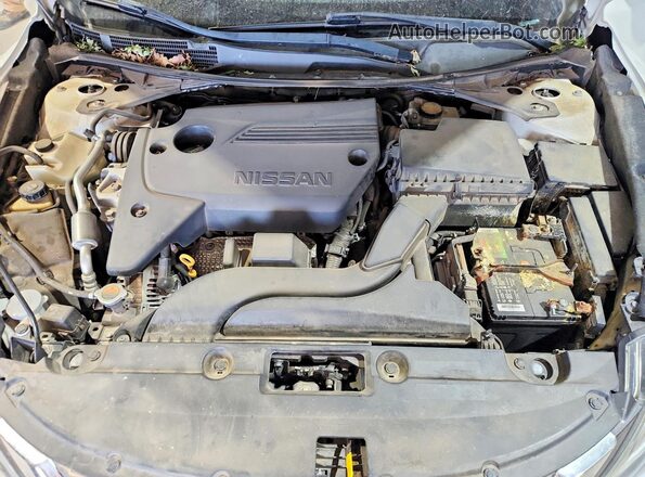 1N4AL3APXHC195145 2017 NISSAN ALTIMA White Widok wnętrza z tyłu