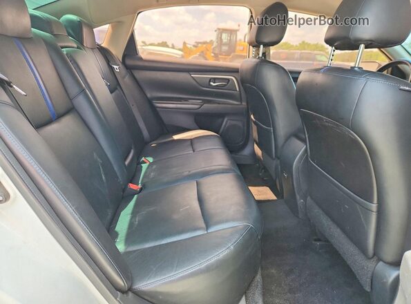 1N4AL3APXJC220602 2018 NISSAN ALTIMA White Вид задніх сидінь