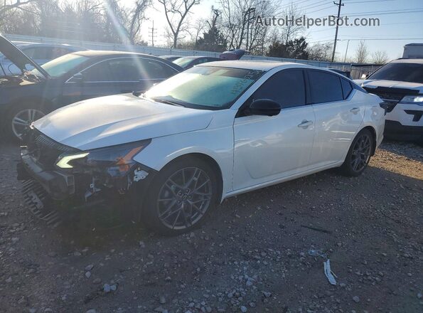 1N4AL4CV7PN394027 2023 NISSAN ALTIMA White Przód lewy