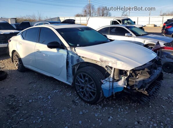 1N4AL4CV7PN394027 2023 NISSAN ALTIMA White Przód prawy