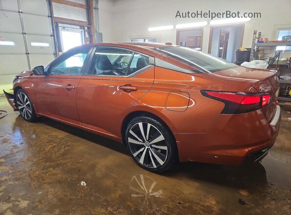 1N4AL4CVXMN307099 2021 NISSAN ALTIMA Orange Rear left