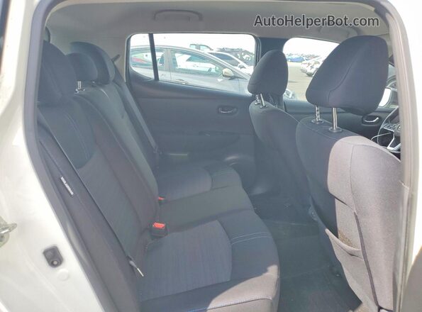 1N4AZ1CP8LC301732 2020 NISSAN LEAF White Vista de los asientos traseros