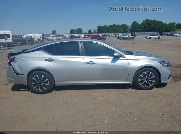 1N4BL4BV2LC277483 2020 NISSAN ALTIMA Серебряный Вид задней части салона