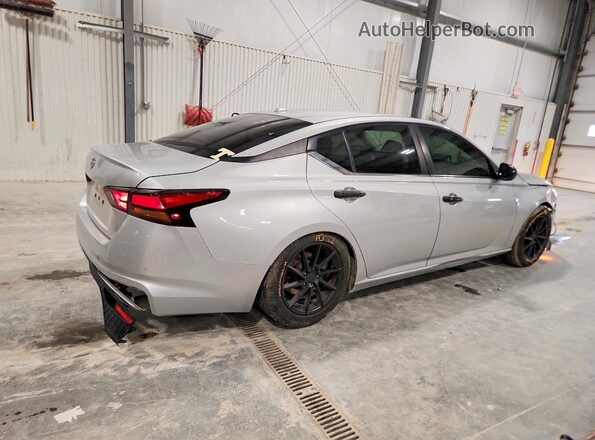 1N4BL4BV3KC227075 2019 NISSAN ALTIMA Серебряный Задняя правая четверть
