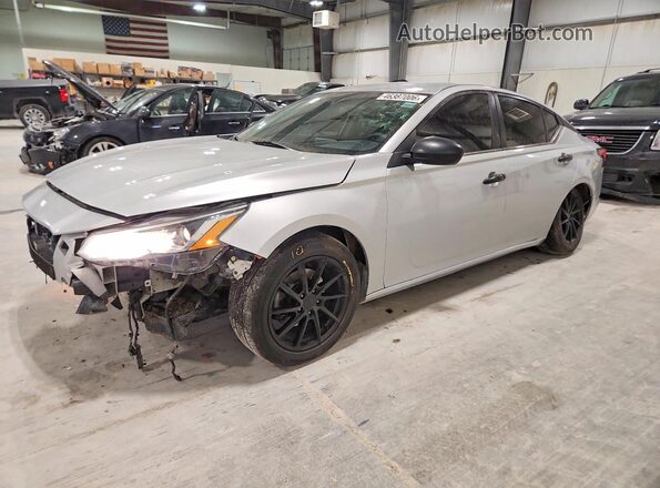 1N4BL4BV3KC227075 2019 NISSAN ALTIMA Серебряный Передняя левая четверть
