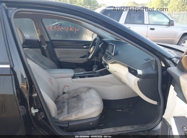 1N4BL4BV4LC268509 2020 NISSAN ALTIMA Черный Вид салона спереди