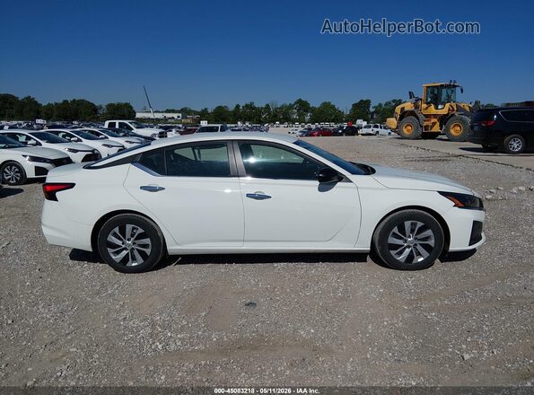 1N4BL4BV5SN357556 2025 NISSAN ALTIMA White Սալոնի հետևի տեսք